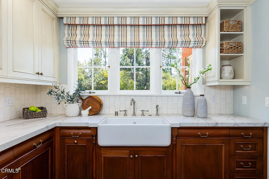 741 Burleigh Drive, Pasadena, California 91105 home-pic-14